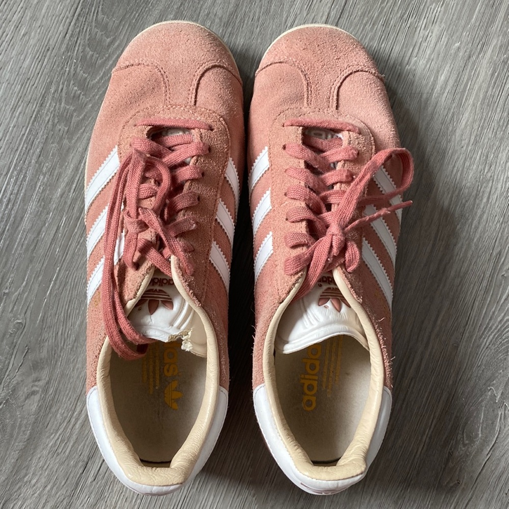 Women’s Adidas Gazelle